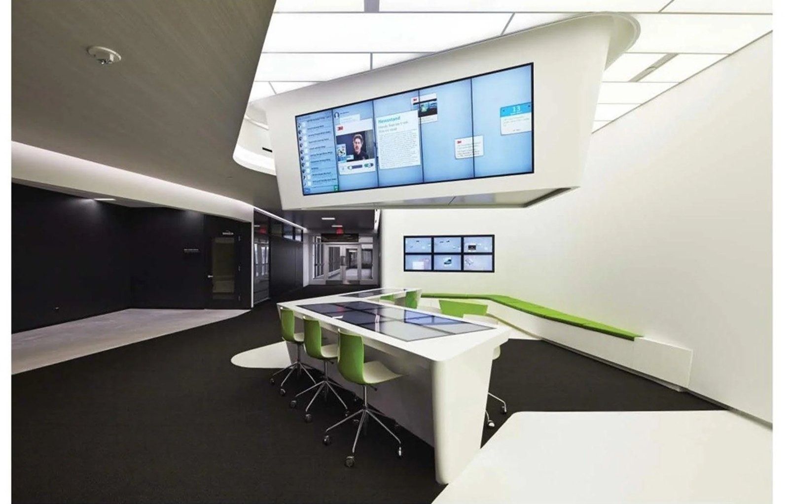 3M: Space with ceiling screens and white benches