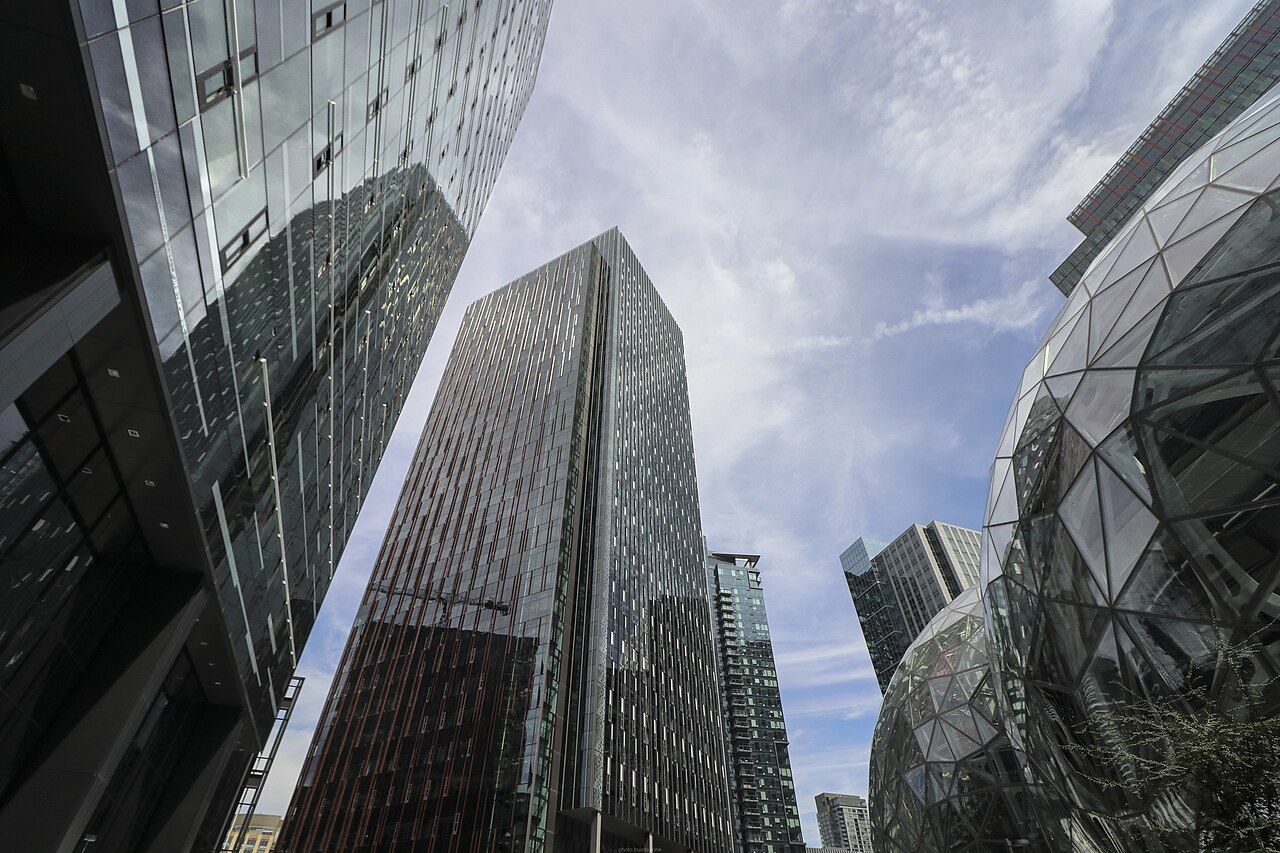 The Spheres next to Amazon's towers