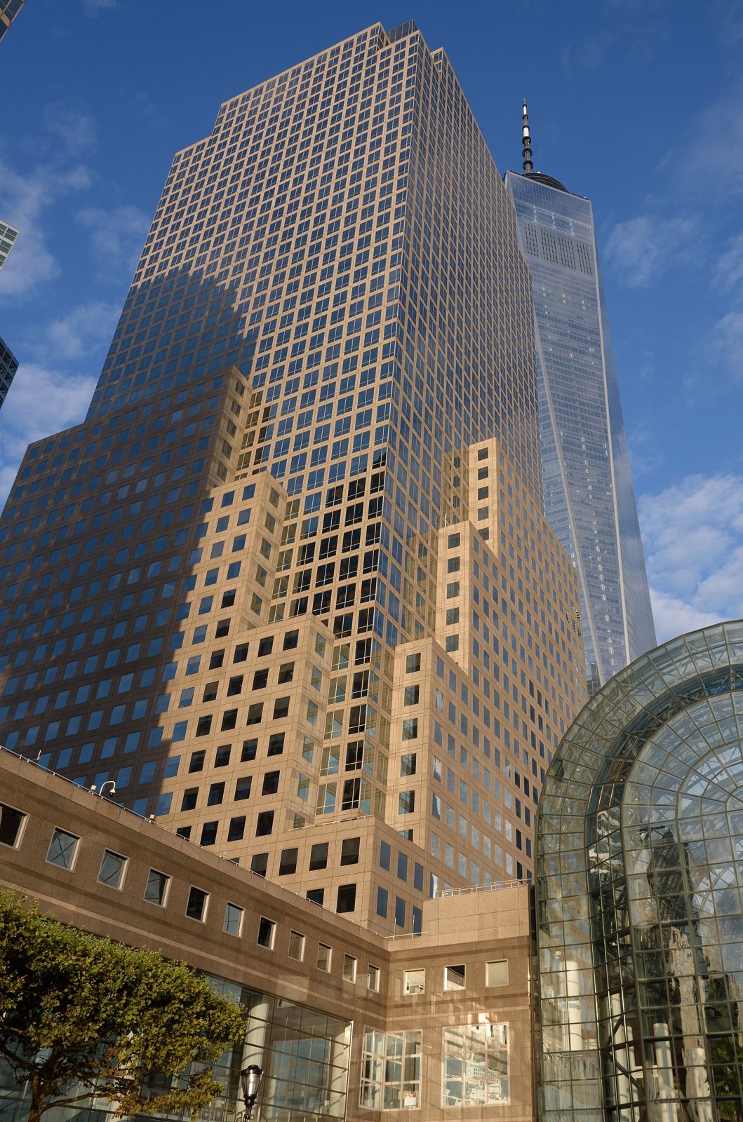 American Express: The tower above the atrium vault