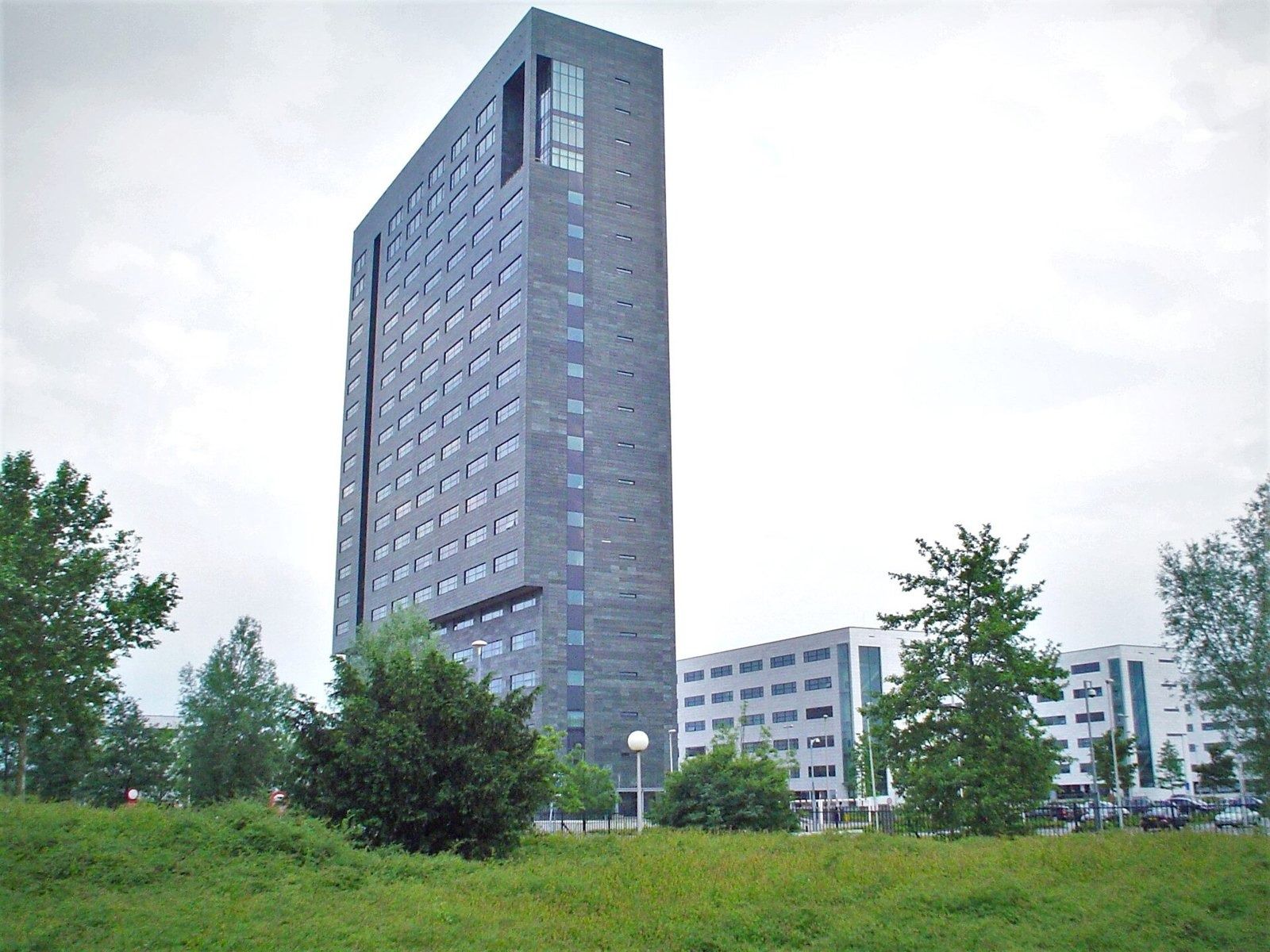 ASML's tower at De Run, Veldhoven, in 2008
