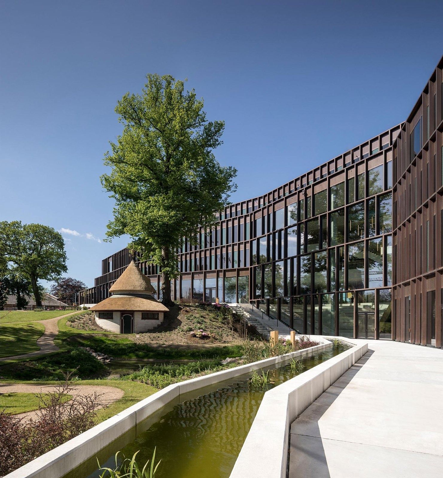 Carlsberg: Water channel and planted slope beside the copper-clad wing
