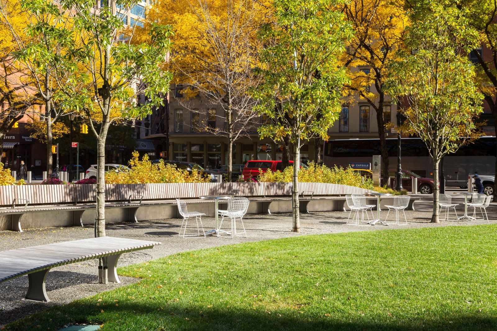 Citigroup: Plaza lawn with trees and long wooden benches