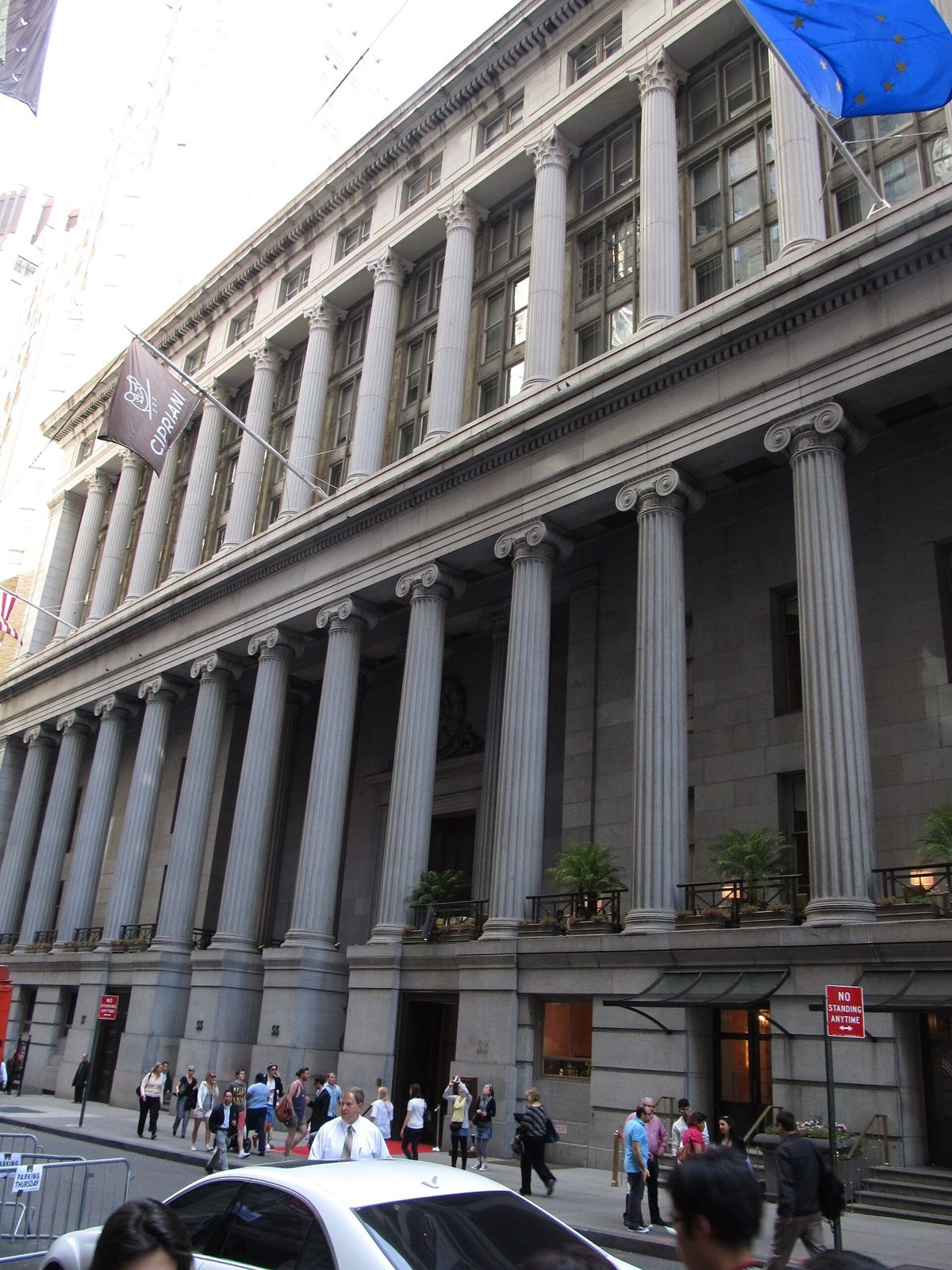 Stone building with a long row of columns on Wall Street