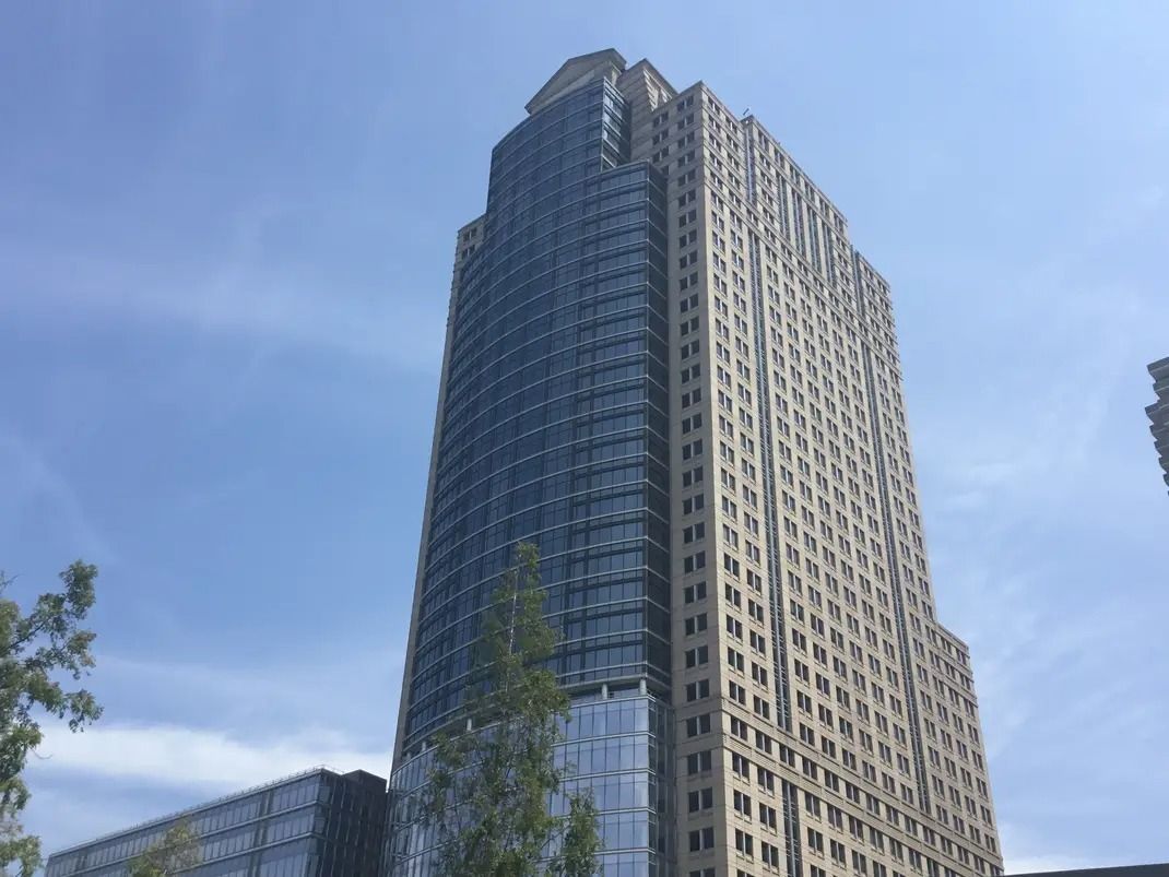 Citigroup: The tower seen from below