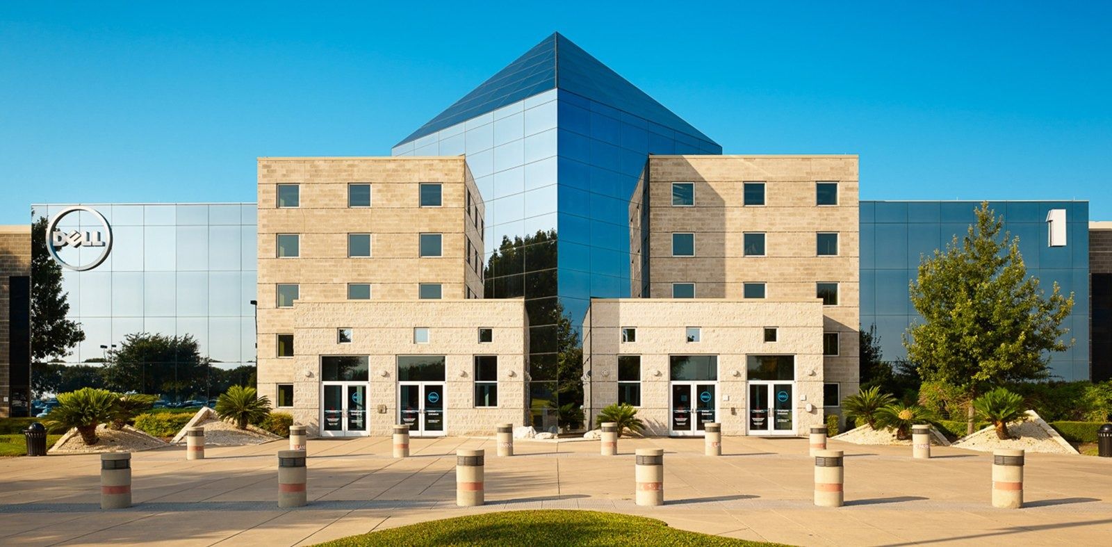 Dell Technologies: The headquarters with a plaza of bollards