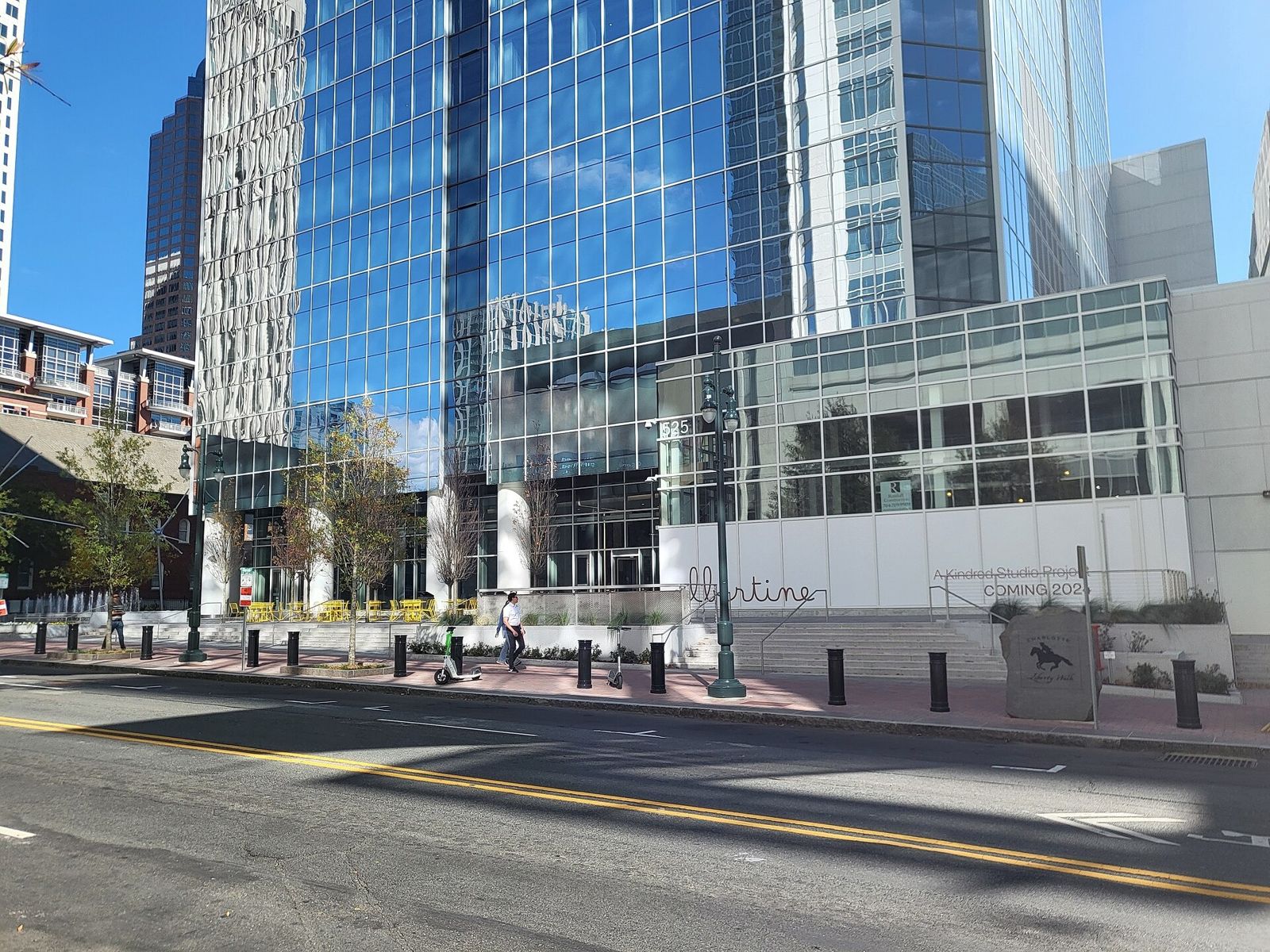 Duke Energy: Street-level view of the tower base and plaza