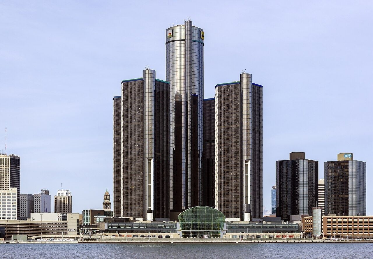 Cylindrical towers of the Renaissance Center on the river