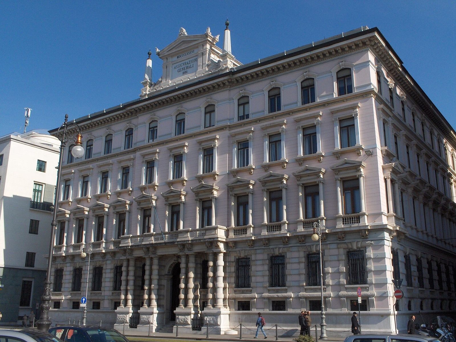 Generali: Palazzo Geiringer facade