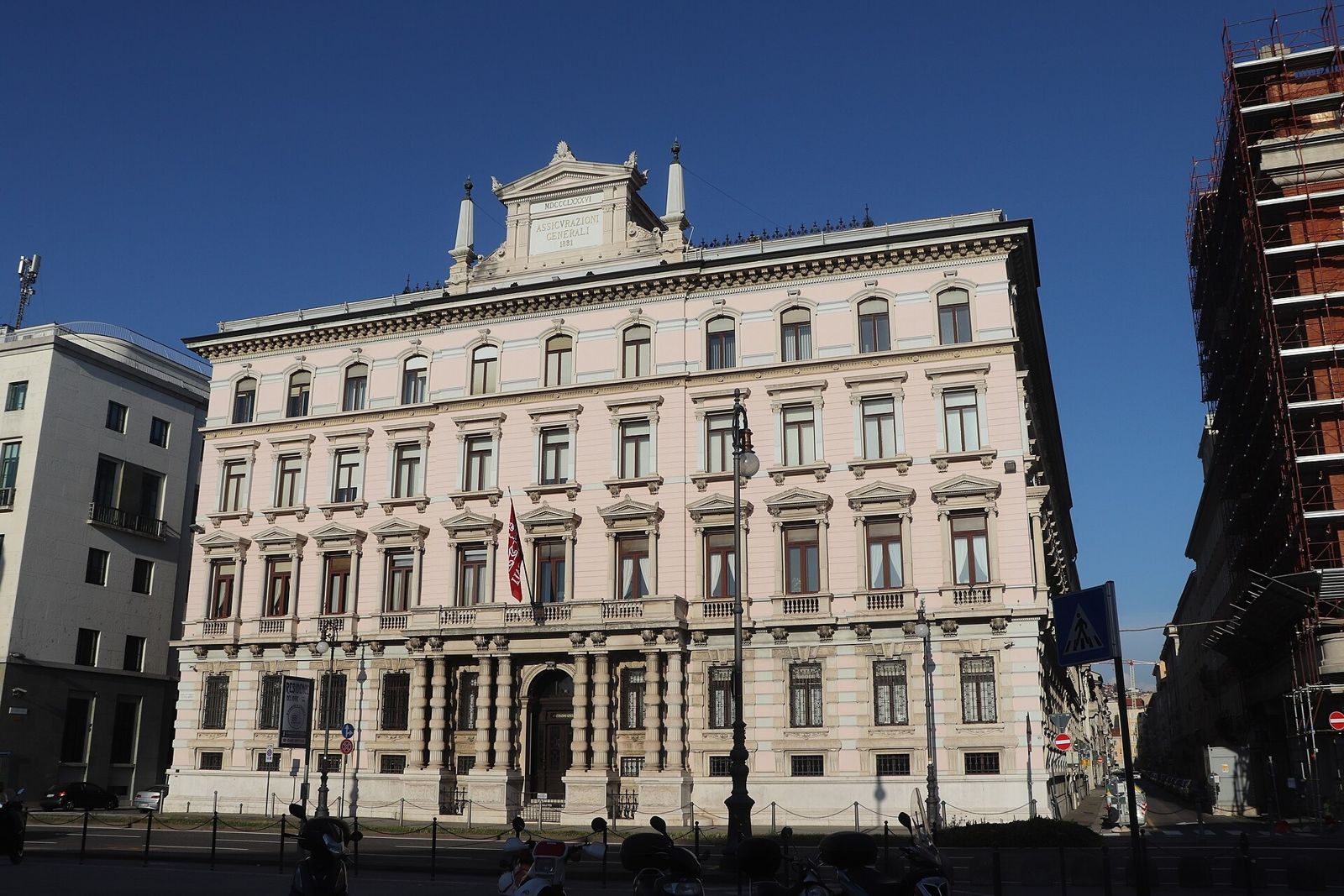 Generali: The palazzo with flags on its facade