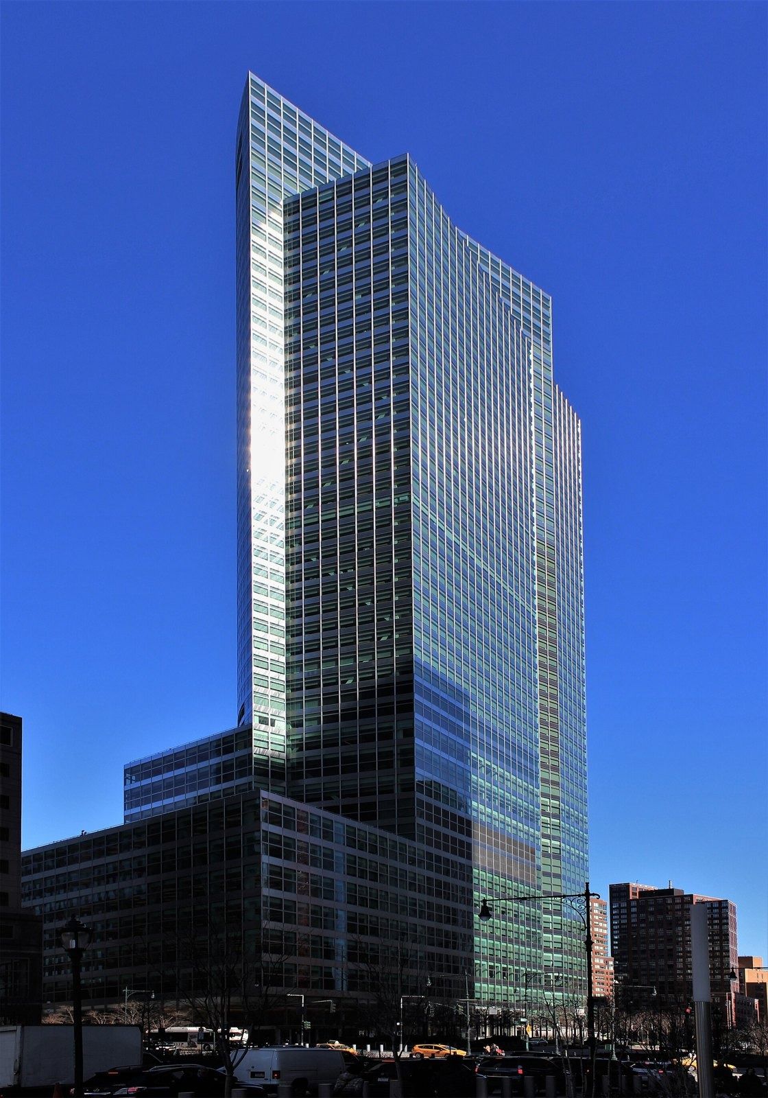 Goldman Sachs: 200 West Street against a blue sky