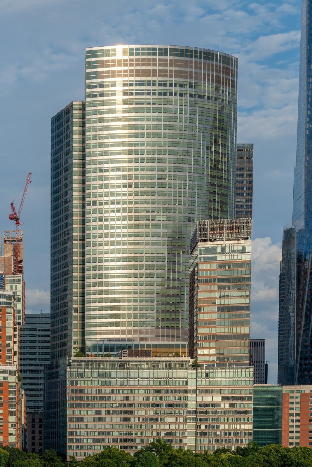 Goldman Sachs: Neighbouring towers