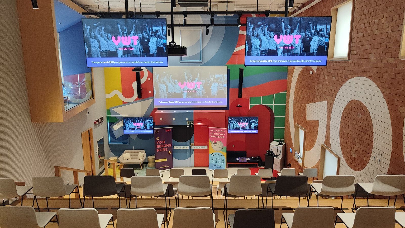 Google: Room with screens and colourful walls