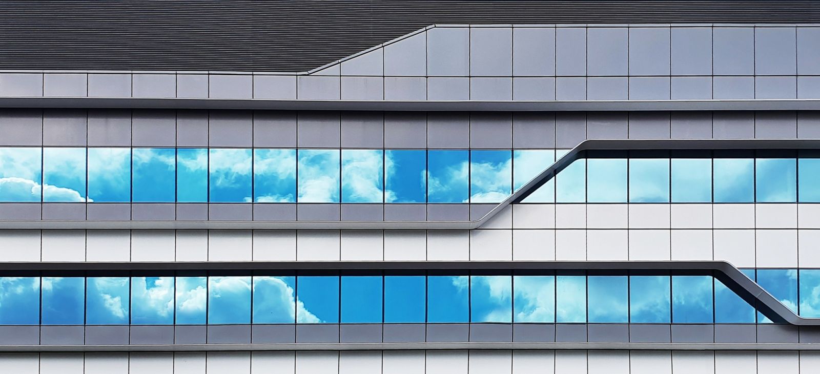Grab: Bands of glass and white panels