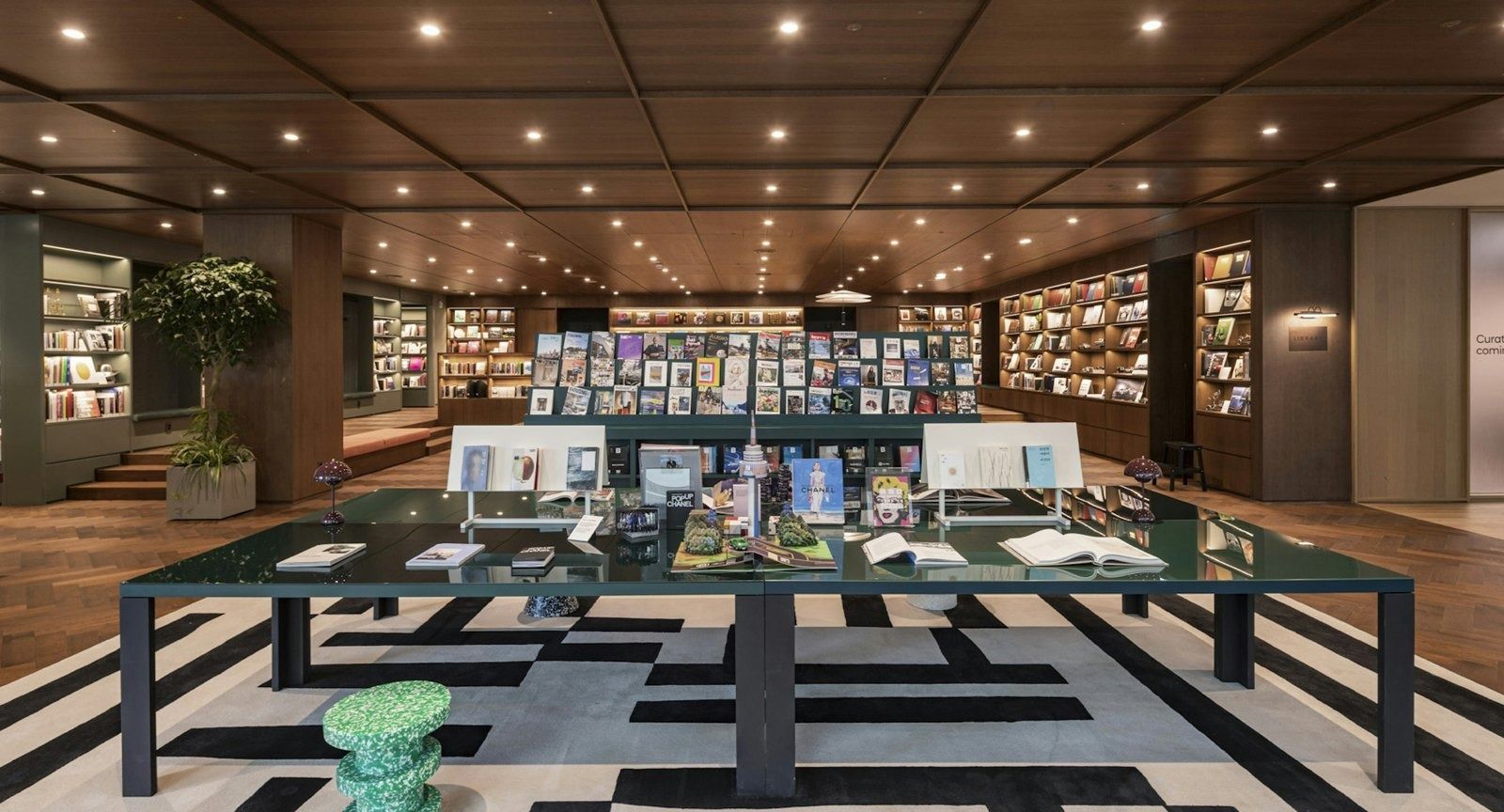 Hyundai Motor Company: Reading table of magazines in a timber room