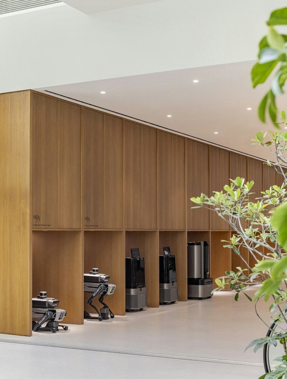 Hyundai Motor Company: Timber wall with charging lockers