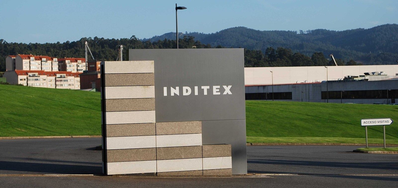 Inditex: Inditex sign at the campus entrance