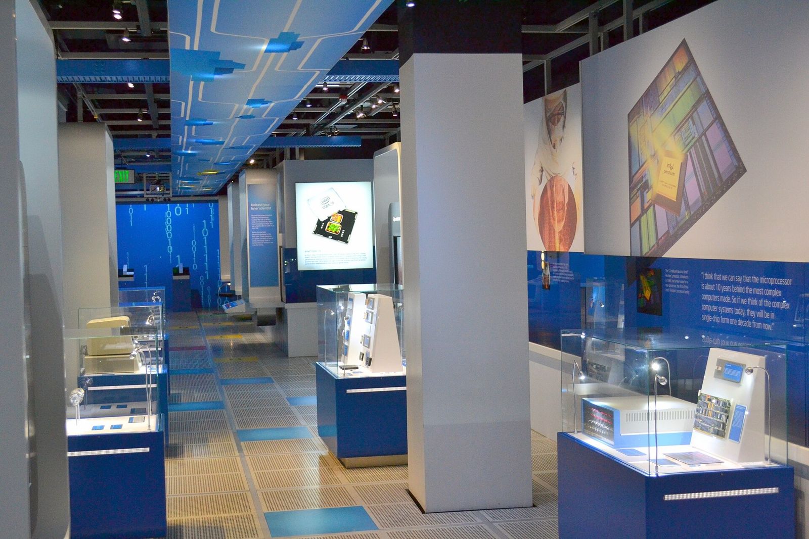 Intel: Exhibits in the Intel Museum