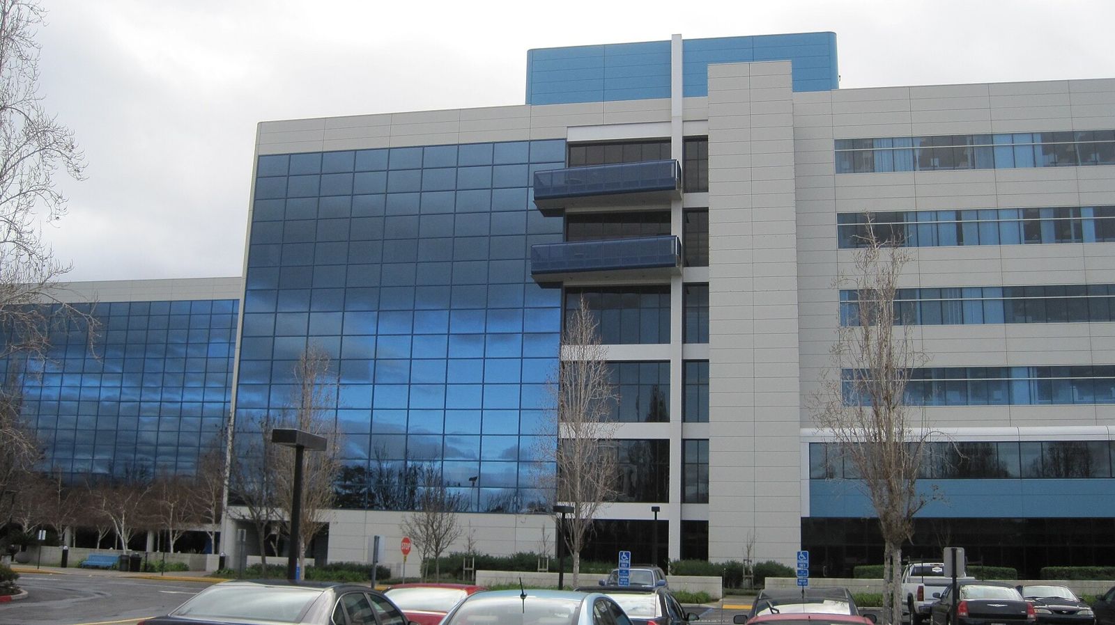 Intel: Robert Noyce Building from the parking lot