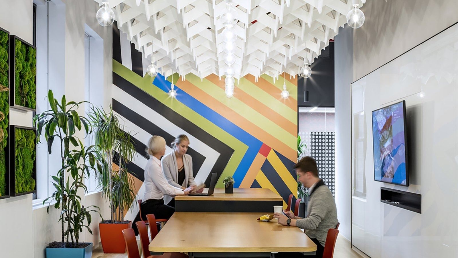 Mastercard: A team area with a striped mural
