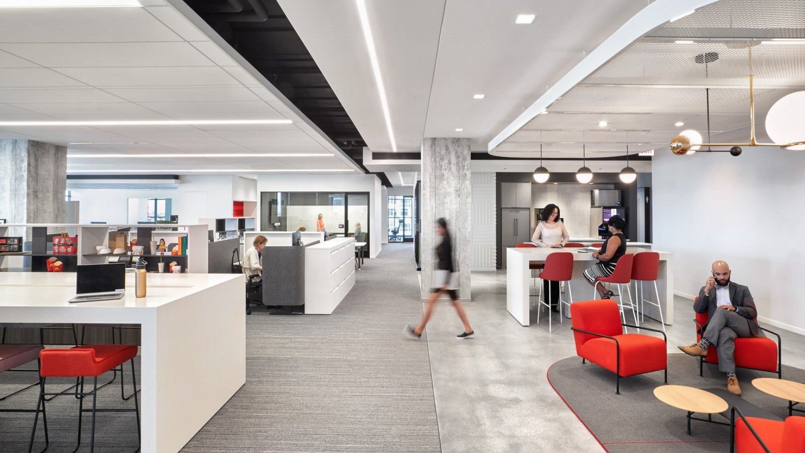 McDonald's: Open work floor with red chairs