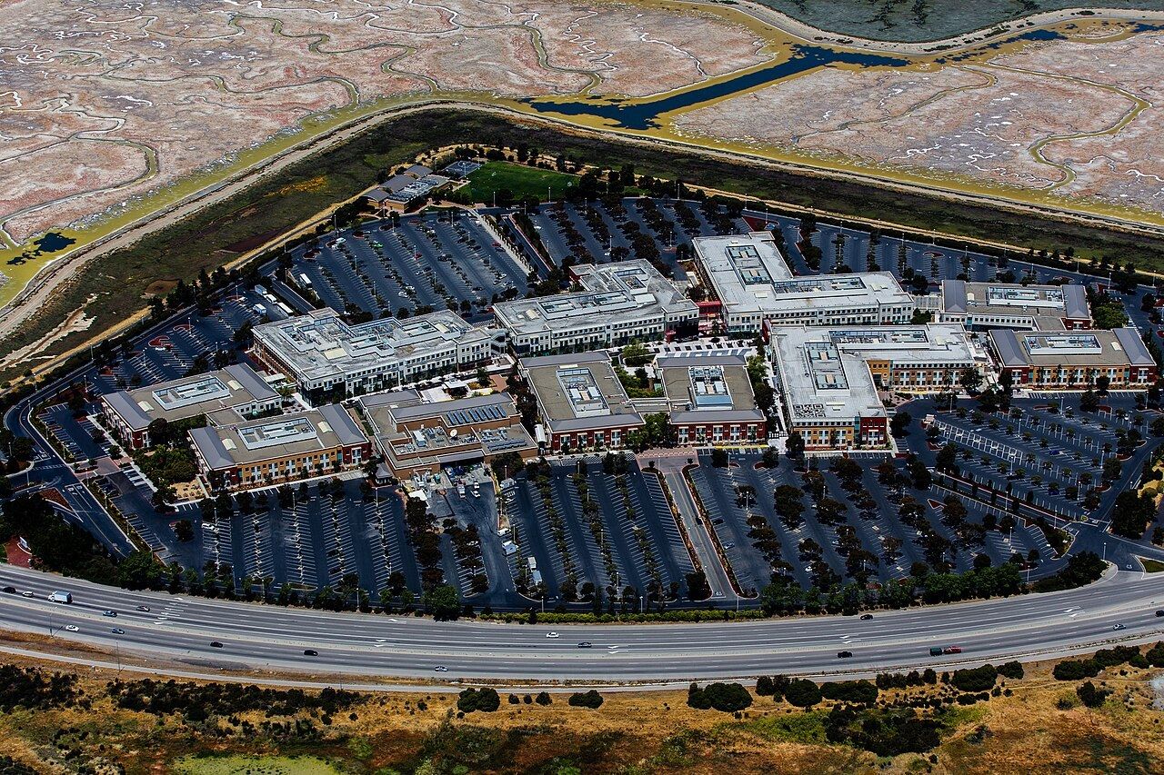 Meta: Aerial view of the Menlo Park campus in 2013