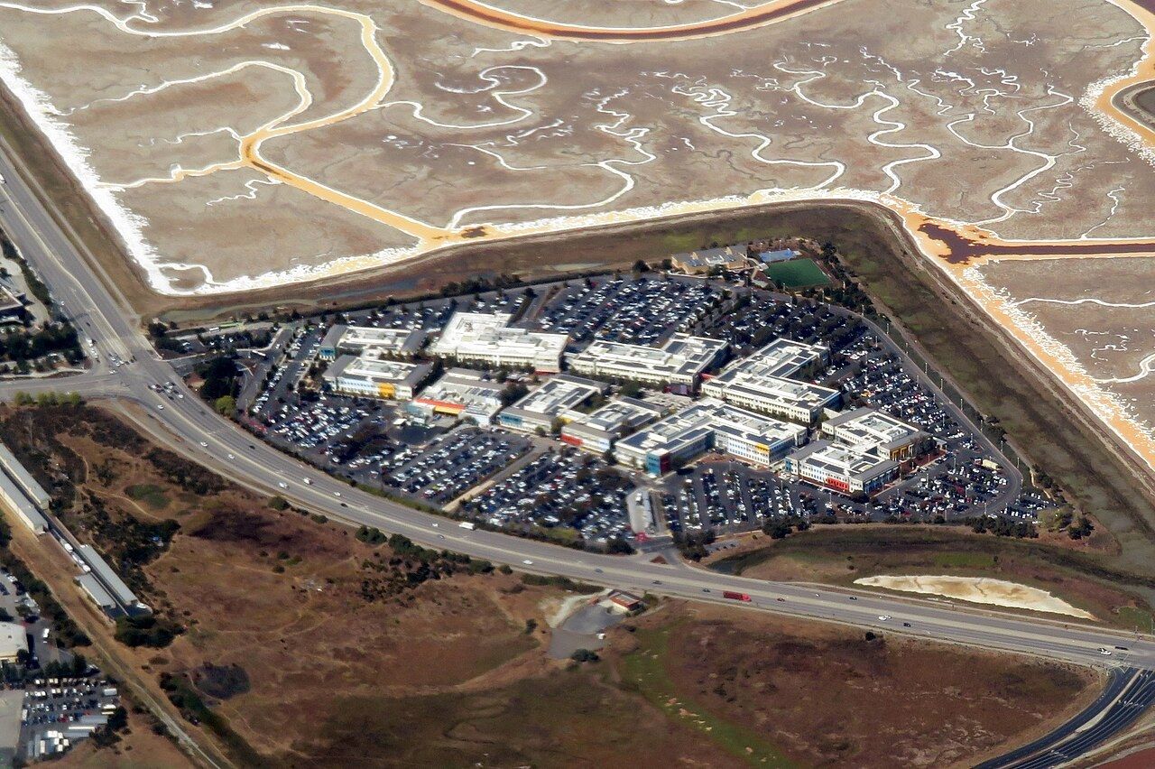 Meta: Aerial view of the Menlo Park campus