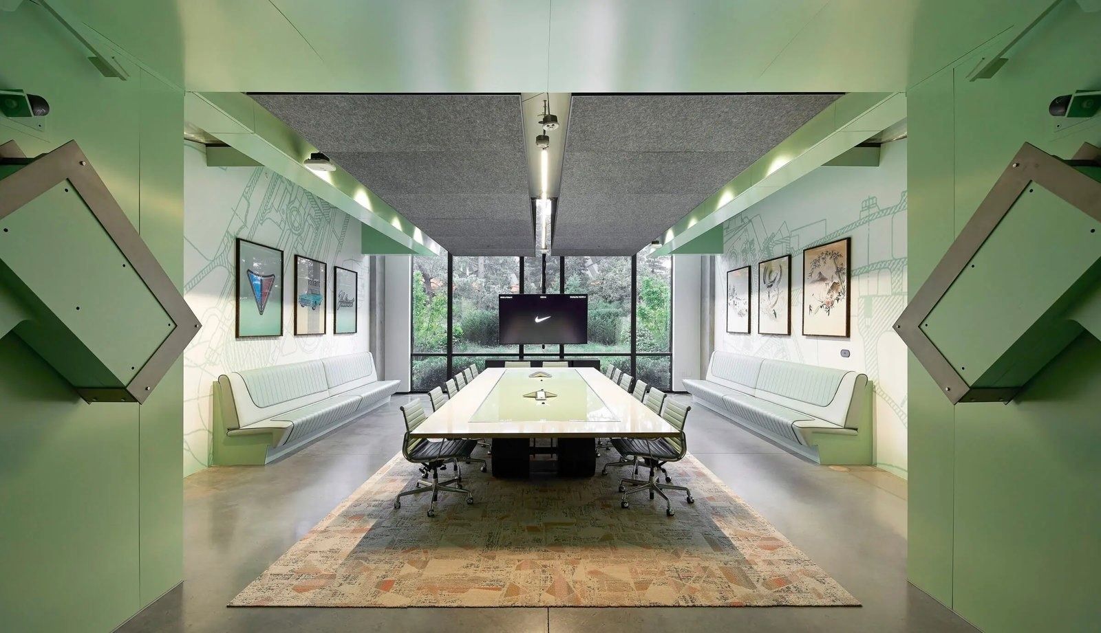 Nike: A green meeting room