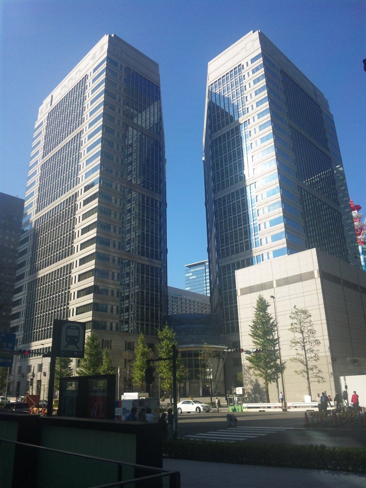 NTT: Twin towers with a lower building in front