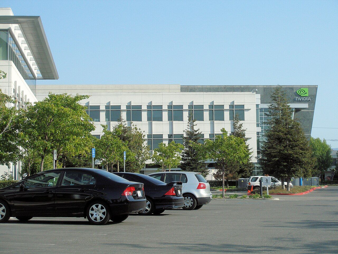 The leased 2701 San Tomas Expressway complex in 2008