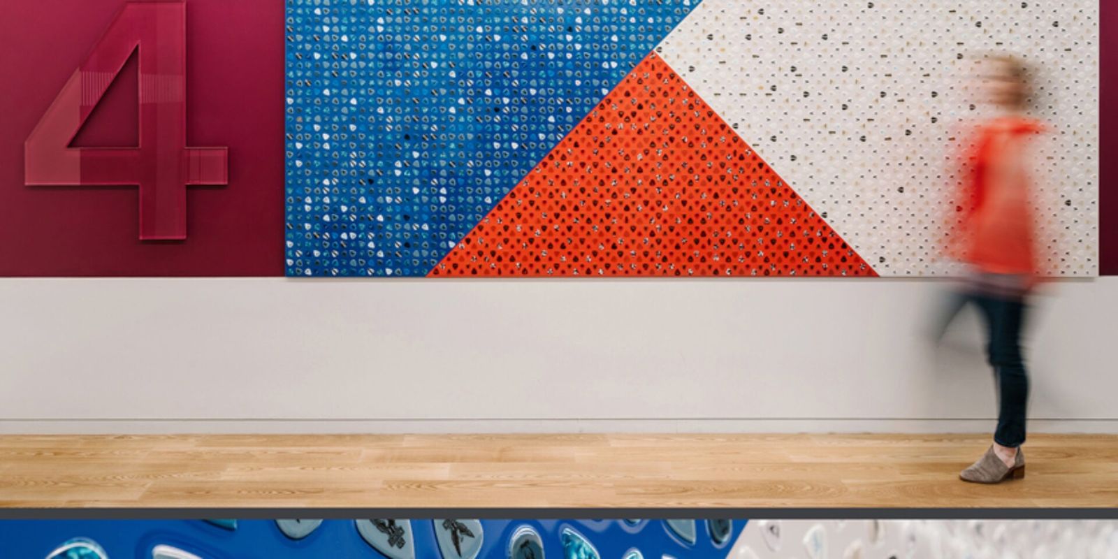 Oracle: A Texas flag made of guitar picks