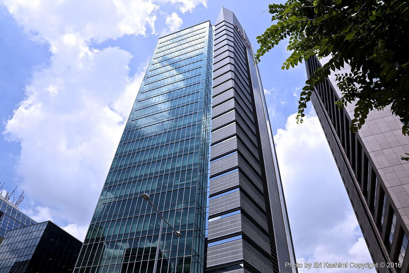 Oracle: Oracle's Aoyama Center tower in Tokyo