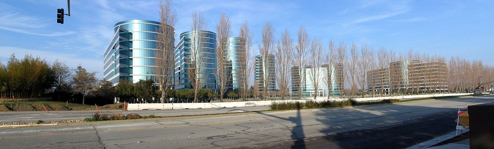 Panorama of Oracle's Redwood Shores headquarters in 2005