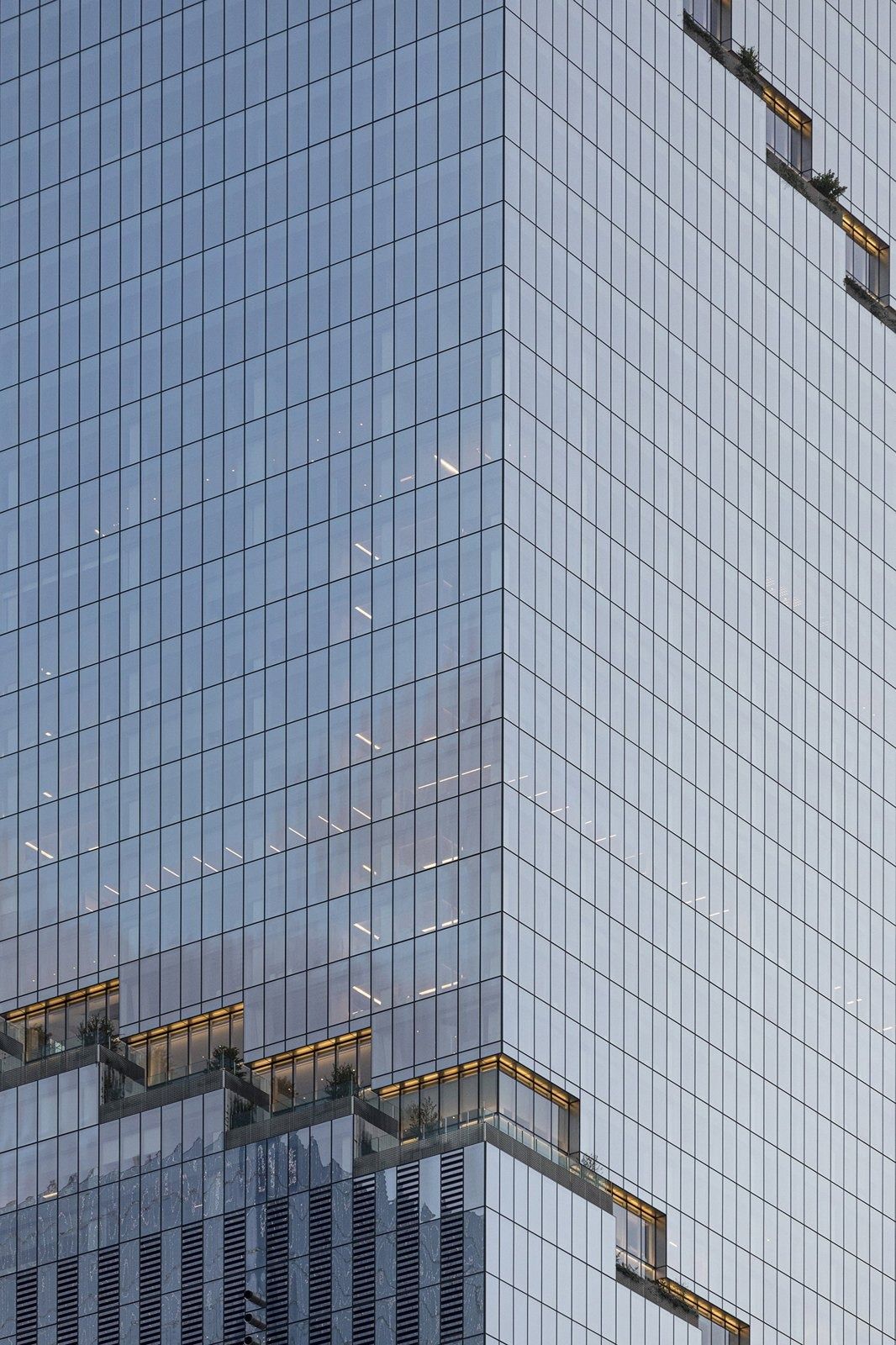 Pfizer: The stepped glass corner of the tower