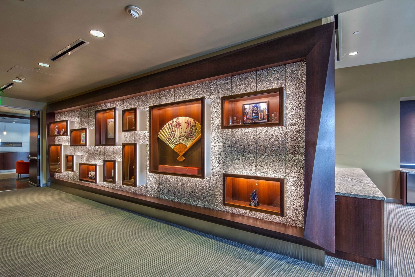Qualcomm: An art wall with framed objects