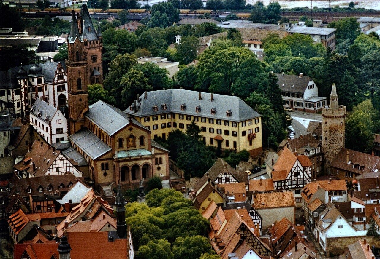 Old town of Weinheim with red roofs