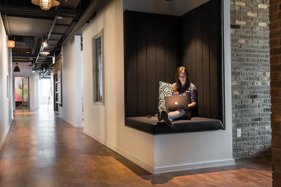 Shopify: A window nook for one person