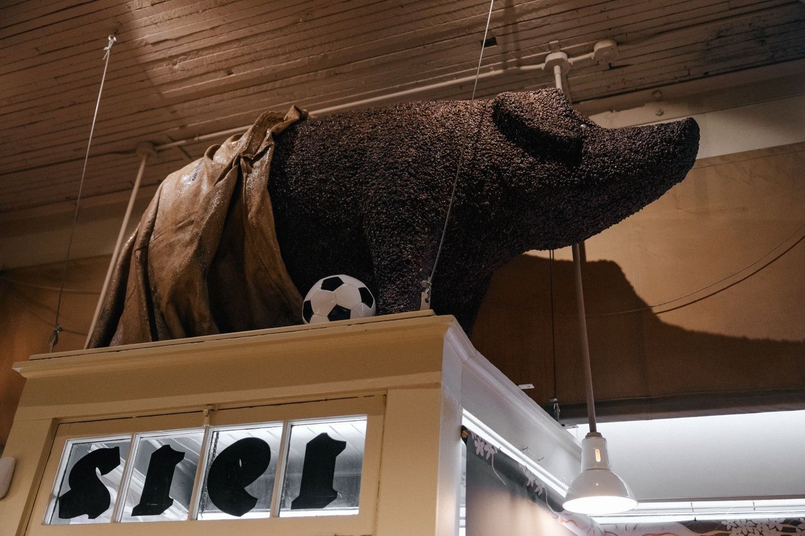Starbucks: A bronze pig and fittings from the market