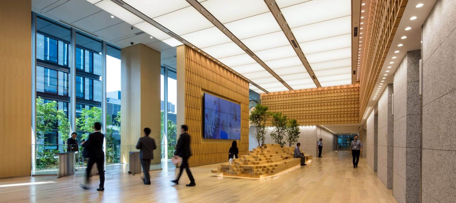 Takeda: Lobby with wooden lattice ceiling and a long screen