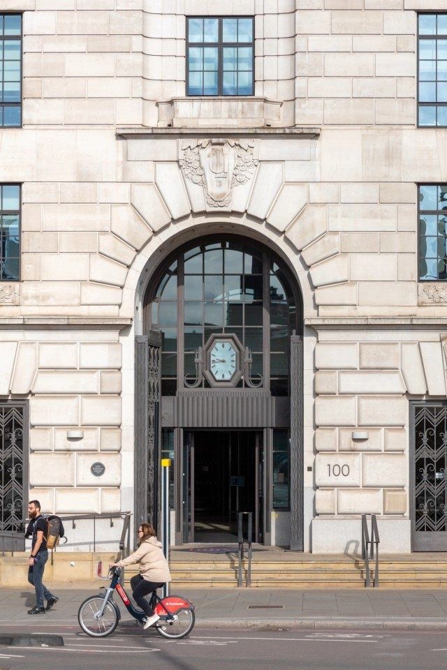 Unilever: Arched doorway on the side street