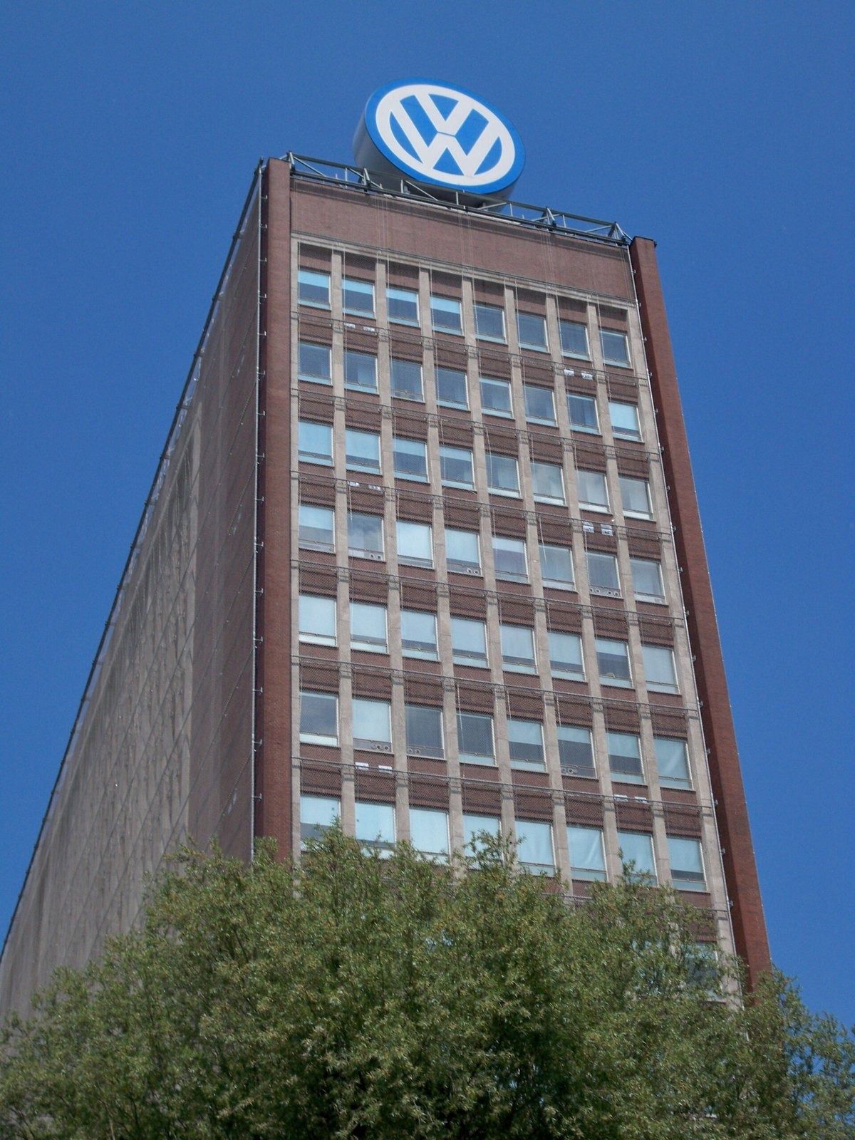 Volkswagen Group: Tower seen from below with the VW logo